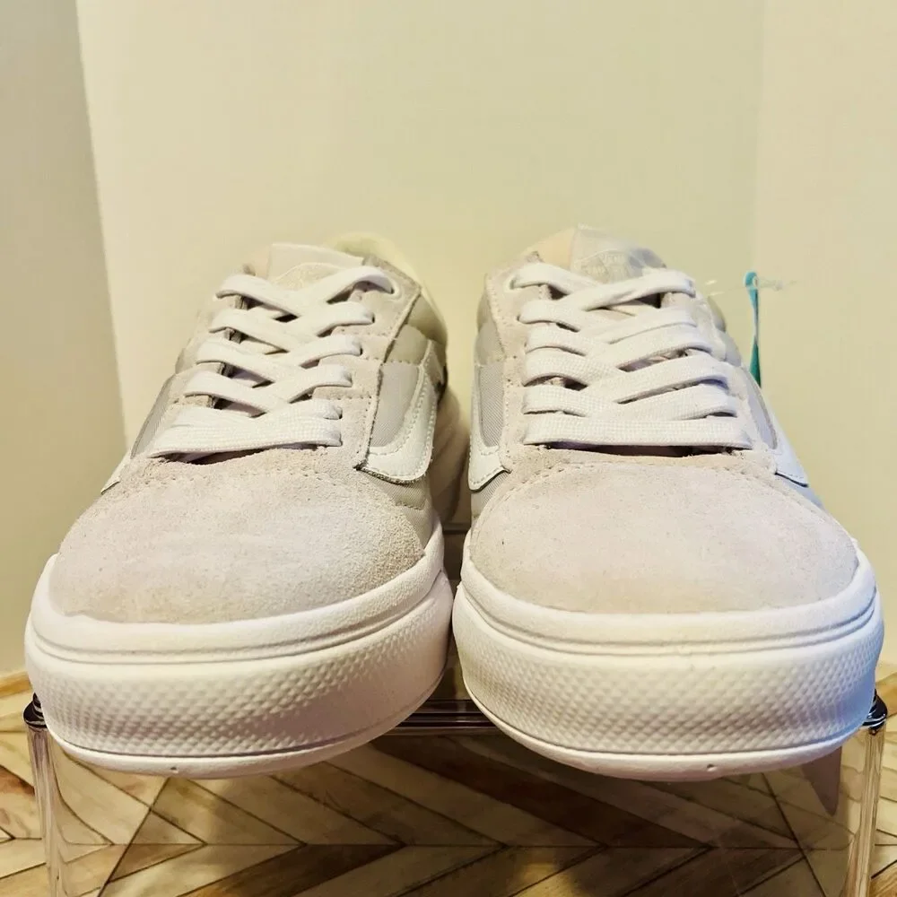VANS Old Skool Overt Plus CC M 6 W 7.5 Sneakers Gray White ComfyCush VN0A7Q5ELGX